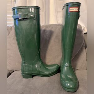 Hunter Green Gloss Tall Rain Boots Women's 6